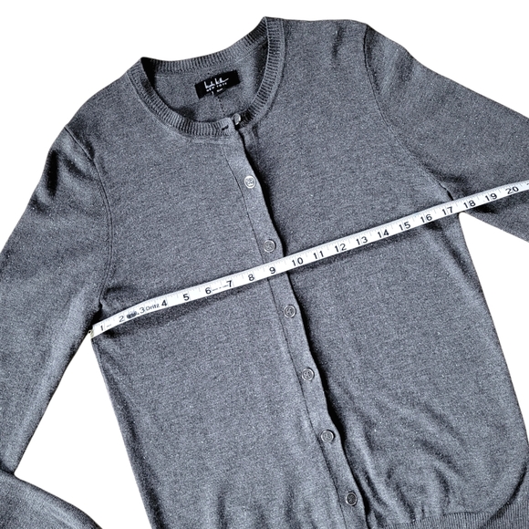 Nicole Miller | Grey Metallic Yarn Button Up Cardigan S - Picture 8 of 9
